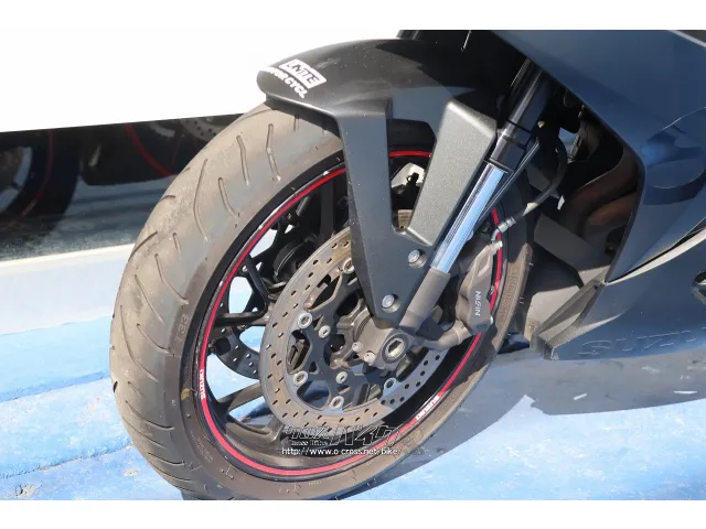 スズキ GSX-8R