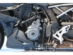 スズキ GSX-8R