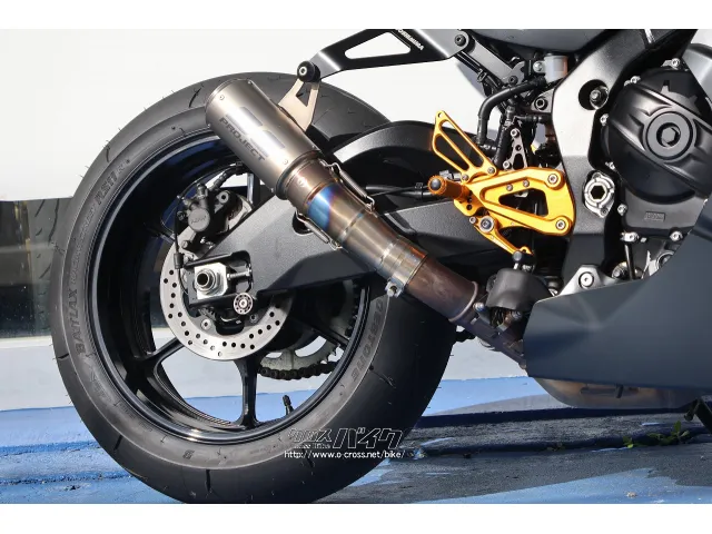 地域の皆様の原付、スクーターの販売整備はもちろん、 スズキ GSX-R1000