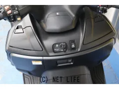 スズキ スカイウェイブ650
