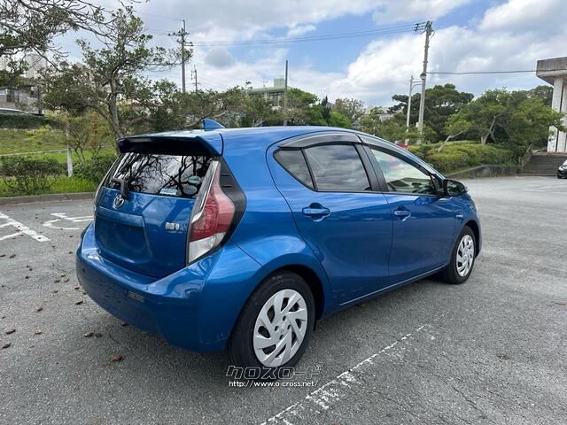 トヨタ アクア 1.5 S・2016(H28)年式・ブルーメタリック・1500cc