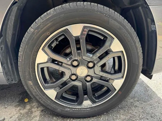 当店のお車をご覧いただきましてありがとうございます。お車についてのご質問やお見積りのご依頼、ご購入にあたってのご相談などお気軽にお問い合わせ下さい! ダイハツ キャスト