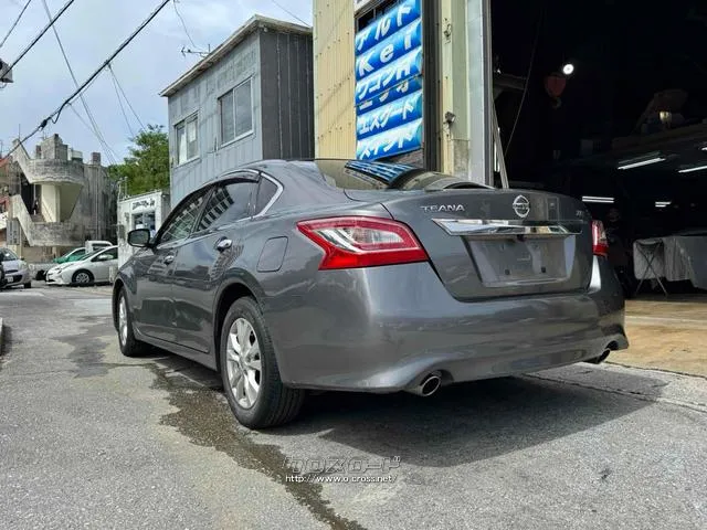 お車の知識がなくても大丈夫です!皆様のご来店をスタッフ一同、心よりお待ちしております。 日産 ティアナ