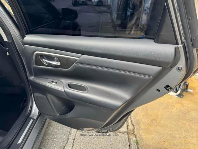 当店のお車をご覧いただきましてありがとうございます。お車についてのご質問やお見積りのご依頼、ご購入にあたってのご相談などお気軽にお問い合わせ下さい! 日産 ティアナ