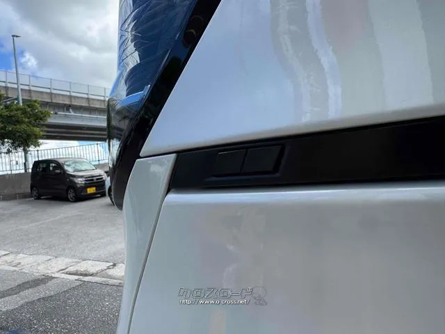 お車の知識がなくても大丈夫です!皆様のご来店をスタッフ一同、心よりお待ちしております。 トヨタ ヴォクシー