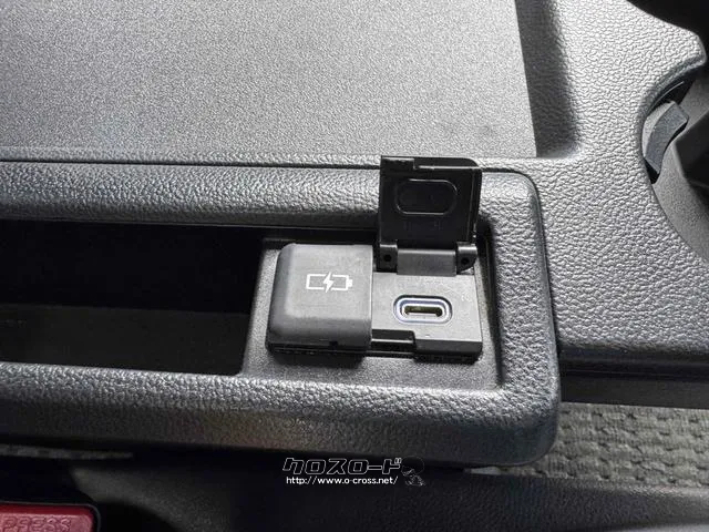 是非一度、実車を御覧ください。 トヨタ ヴォクシー