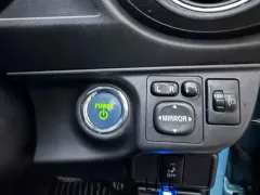トヨタ アクア