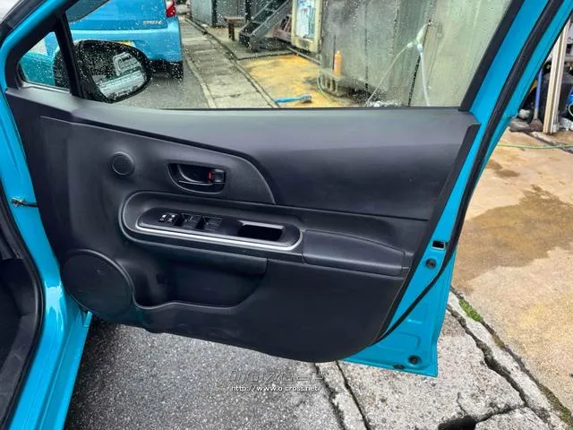 すぐにご来店頂けない場合や遠方にお住まいの方、車両状態の詳細が知りたい方はお気軽にご連絡下さい♪ トヨタ アクア
