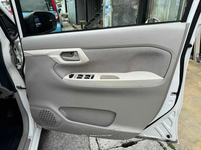 是非一度、実車を御覧ください。 ダイハツ ムーヴ