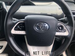 トヨタ プリウス