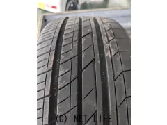 タイヤ 245/35R20 TOYO TRANPATH