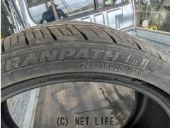 タイヤ 245/35R20　TOYO TRANPATH