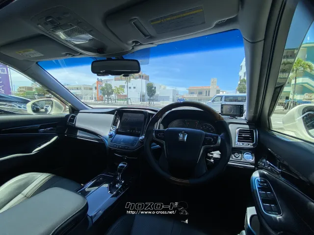 ★視界も広く運転しやすいです♪ トヨタ クラウンアスリート