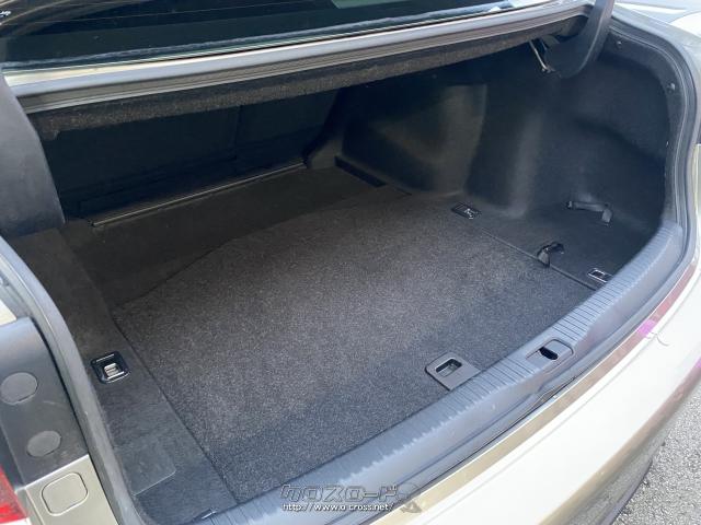 ★荷物の出し入れがしやすい設計となっております♪ レクサス IS