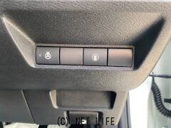 日産 ノートオーラ