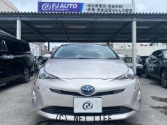 トヨタ プリウス