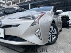 トヨタ プリウス