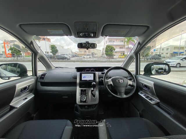 トヨタ ヴォクシー