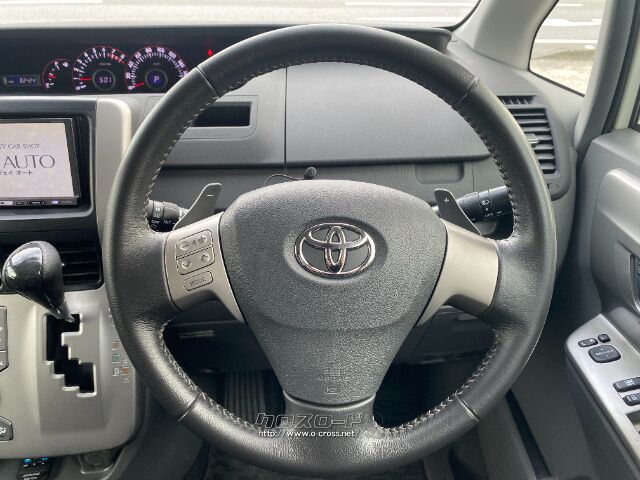 トヨタ ヴォクシー