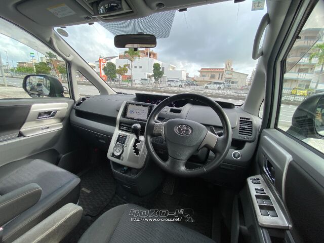 トヨタ ヴォクシー