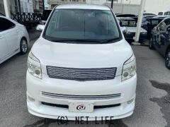 トヨタ ヴォクシー