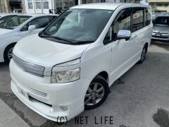 トヨタ ヴォクシー