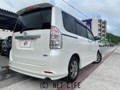 トヨタ ヴォクシー