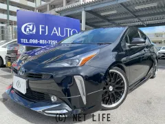 トヨタ プリウス