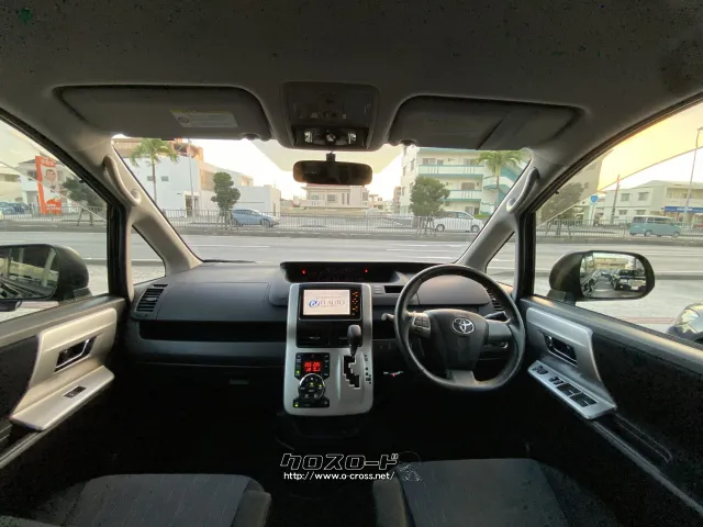 トヨタ ヴォクシー