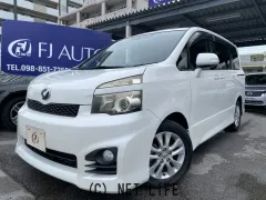 トヨタ ヴォクシー