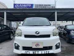 トヨタ ヴォクシー