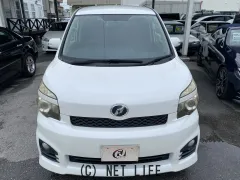 トヨタ ヴォクシー