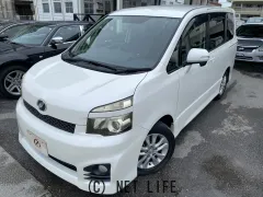 トヨタ ヴォクシー