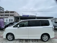 トヨタ ヴォクシー