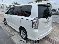 トヨタ ヴォクシー