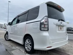 トヨタ ヴォクシー