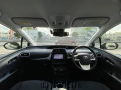 トヨタ プリウス