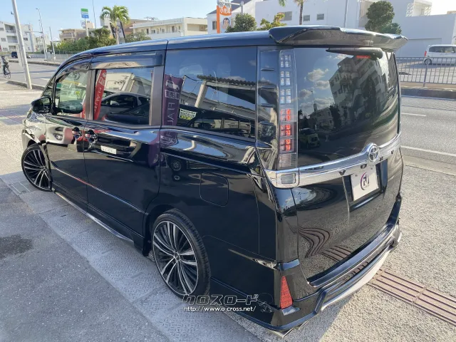 トヨタ ヴォクシー