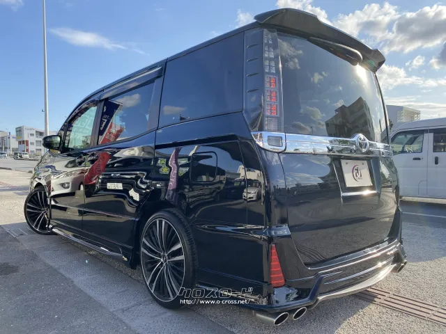 トヨタ ヴォクシー