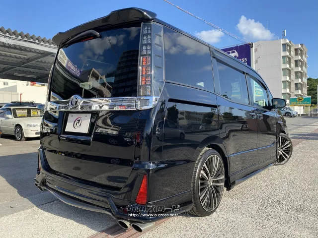 トヨタ ヴォクシー