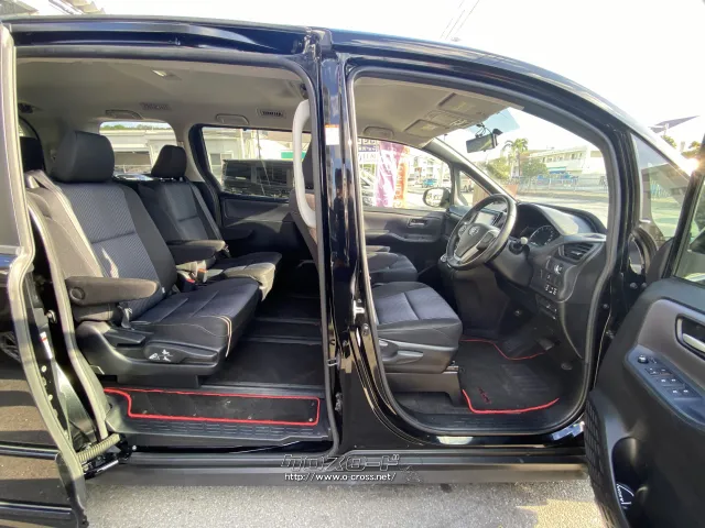 トヨタ ヴォクシー