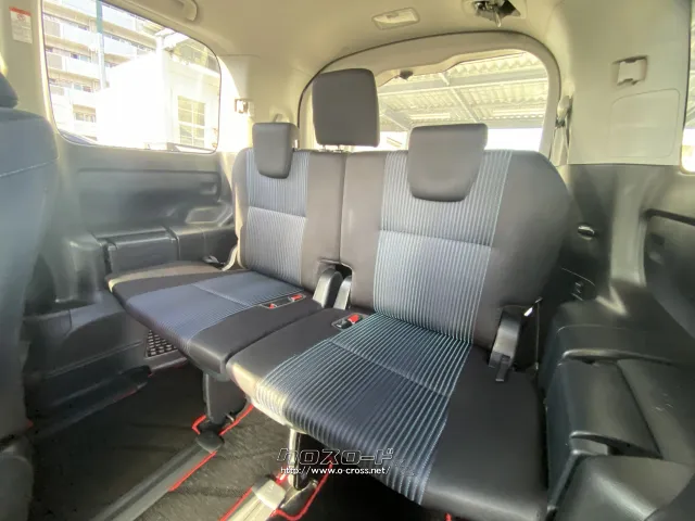 トヨタ ヴォクシー