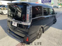 トヨタ ヴォクシー