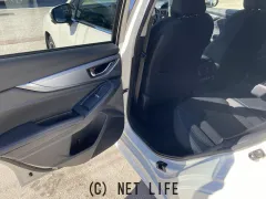 スバル レヴォーグ