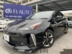 トヨタ プリウス