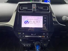 トヨタ プリウス