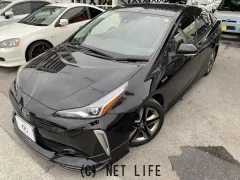 トヨタ プリウス