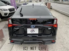 トヨタ プリウス