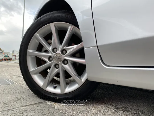 トヨタ プリウスα