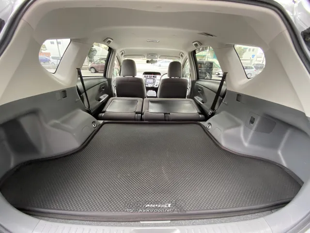 トヨタ プリウスα